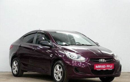 Hyundai Solaris II рестайлинг, 2013 год, 890 000 рублей, 3 фотография