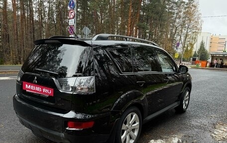 Mitsubishi Outlander III рестайлинг 3, 2011 год, 1 450 000 рублей, 8 фотография