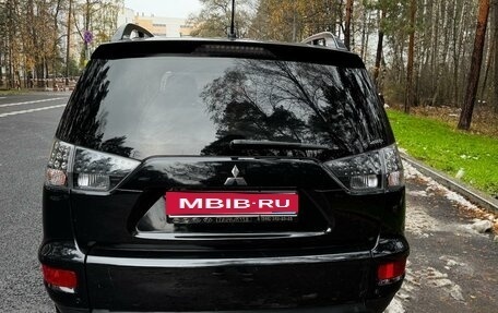 Mitsubishi Outlander III рестайлинг 3, 2011 год, 1 450 000 рублей, 7 фотография