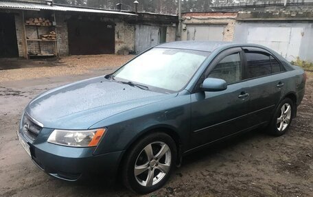 Hyundai Sonata VI, 2005 год, 800 000 рублей, 2 фотография