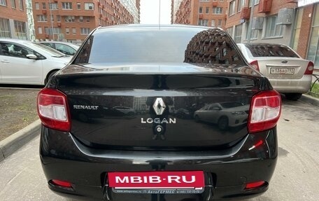 Renault Logan II, 2016 год, 800 000 рублей, 4 фотография