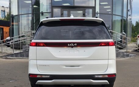 KIA Carnival, 2022 год, 6 фотография