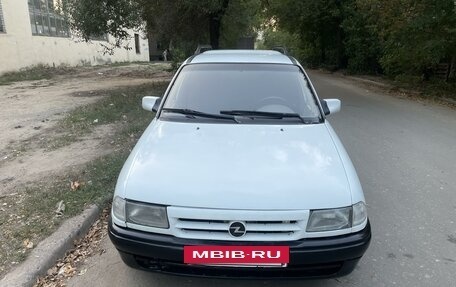 Opel Astra F, 1992 год, 165 000 рублей, 2 фотография