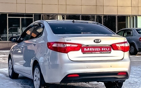 KIA Rio III рестайлинг, 2013 год, 956 800 рублей, 13 фотография