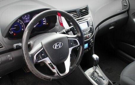 Hyundai Solaris II рестайлинг, 2012 год, 890 000 рублей, 14 фотография