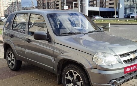 Chevrolet Niva I рестайлинг, 2012 год, 530 000 рублей, 5 фотография