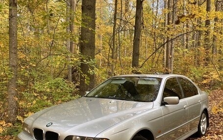 BMW 5 серия, 2001 год, 750 000 рублей, 8 фотография