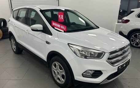 Ford Kuga III, 2017 год, 1 530 000 рублей, 2 фотография