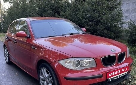 BMW 1 серия, 2006 год, 860 000 рублей, 2 фотография