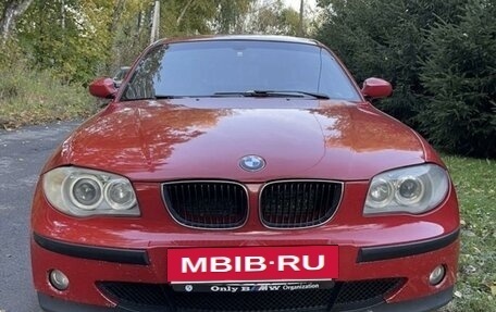 BMW 1 серия, 2006 год, 860 000 рублей, 5 фотография