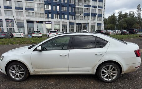 Skoda Octavia, 2017 год, 2 000 000 рублей, 3 фотография