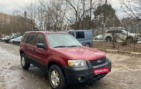 Ford Escape II, 2005 год, 560 000 рублей, 3 фотография