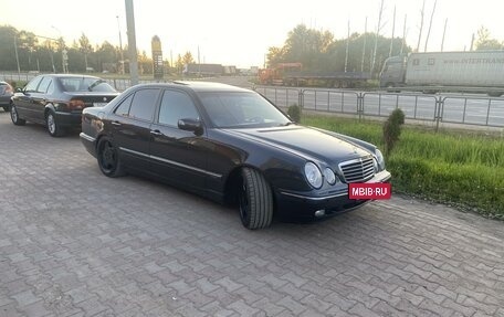 Mercedes-Benz E-Класс, 1999 год, 1 200 000 рублей, 4 фотография