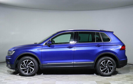 Volkswagen Tiguan II, 2018 год, 2 335 000 рублей, 8 фотография