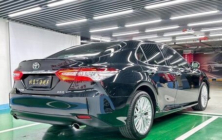 Toyota Camry, 2021 год, 3 080 000 рублей, 4 фотография