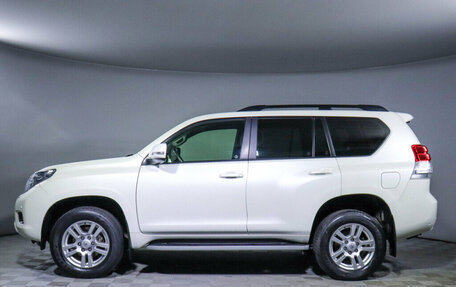 Toyota Land Cruiser Prado 150 рестайлинг 2, 2011 год, 3 997 000 рублей, 8 фотография