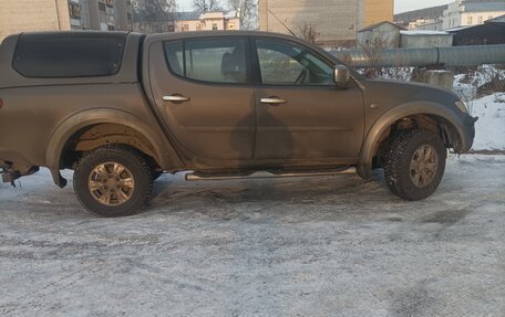 Mitsubishi L200 IV рестайлинг, 2010 год, 1 300 000 рублей, 2 фотография