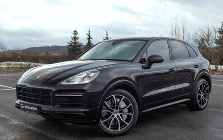 Porsche Cayenne III, 2018 год, 10 690 000 рублей, 2 фотография