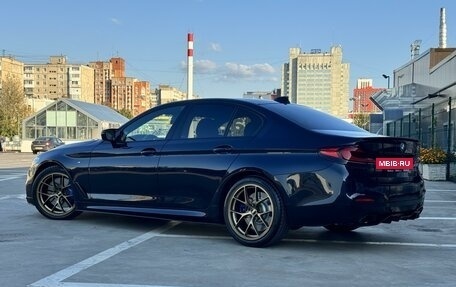 BMW 5 серия, 2017 год, 3 590 000 рублей, 4 фотография