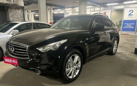 Infiniti FX II, 2012 год, 2 040 000 рублей, 2 фотография