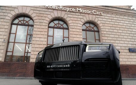 Rolls-Royce Ghost Series II рестайлинг, 2022 год, 61 000 000 рублей, 11 фотография