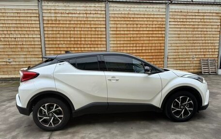 Toyota C-HR I рестайлинг, 2021 год, 2 180 000 рублей, 7 фотография