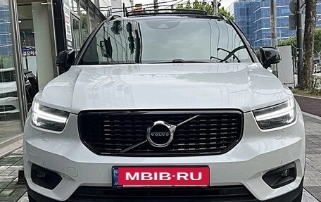 Volvo XC40 I, 2020 год, 2 830 000 рублей, 2 фотография