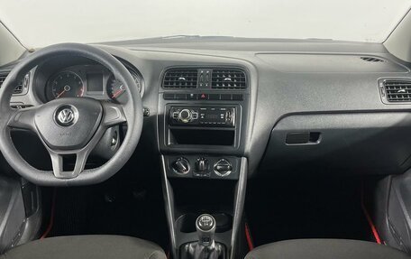 Volkswagen Polo VI (EU Market), 2017 год, 998 000 рублей, 14 фотография