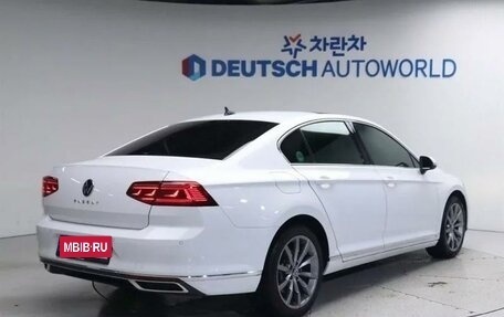 Volkswagen Passat B8 рестайлинг, 2021 год, 3 457 409 рублей, 4 фотография