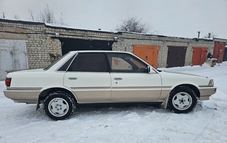 Toyota Camry, 1990 год, 750 000 рублей, 4 фотография