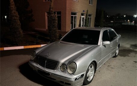 Mercedes-Benz E-Класс, 2000 год, 650 000 рублей, 11 фотография