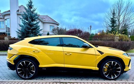 Lamborghini Urus I, 2023 год, 45 000 000 рублей, 4 фотография