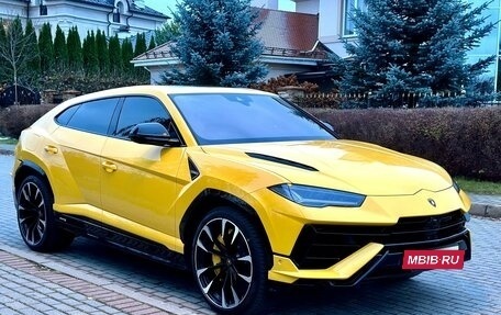 Lamborghini Urus I, 2023 год, 45 000 000 рублей, 3 фотография