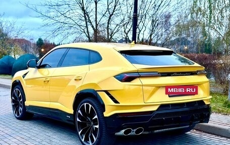 Lamborghini Urus I, 2023 год, 45 000 000 рублей, 7 фотография