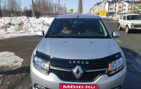 Renault Logan II, 2014 год, 880 000 рублей, 4 фотография