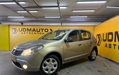 Renault Sandero I, 2010 год, 699 000 рублей, 1 фотография