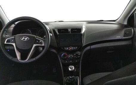 Hyundai Solaris II рестайлинг, 2014 год, 1 080 000 рублей, 7 фотография