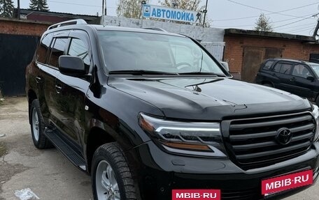 Toyota Land Cruiser 200, 2011 год, 3 600 000 рублей, 2 фотография