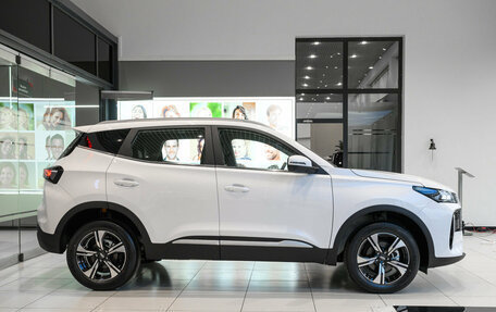 Chery Tiggo 4 I рестайлинг, 2024 год, 2 330 000 рублей, 5 фотография