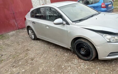 Chevrolet Cruze II, 2012 год, 580 000 рублей, 3 фотография