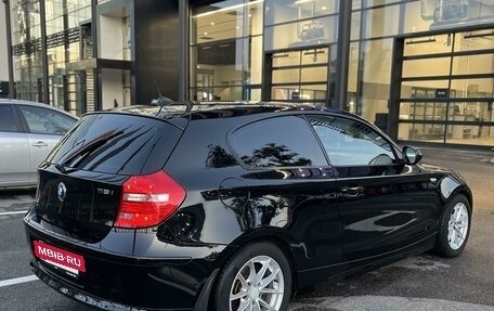 BMW 1 серия, 2010 год, 850 000 рублей, 4 фотография