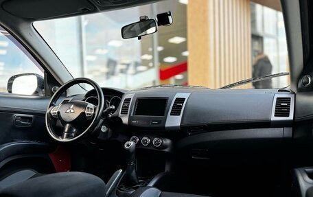 Mitsubishi Outlander III рестайлинг 3, 2011 год, 1 249 000 рублей, 18 фотография