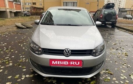 Volkswagen Polo VI (EU Market), 2011 год, 1 000 000 рублей, 2 фотография