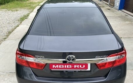 Toyota Camry, 2014 год, 2 050 000 рублей, 2 фотография