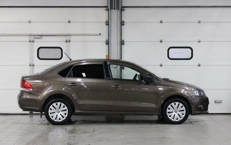 Volkswagen Polo VI (EU Market), 2014 год, 817 000 рублей, 4 фотография