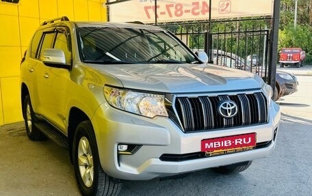 Toyota Land Cruiser Prado 150 рестайлинг 2, 2020 год, 4 499 000 рублей, 3 фотография