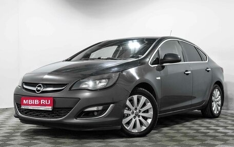 Opel Astra J, 2013 год, 630 000 рублей, 1 фотография