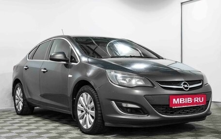 Opel Astra J, 2013 год, 630 000 рублей, 3 фотография