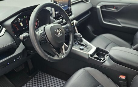 Toyota RAV4, 2019 год, 3 600 000 рублей, 14 фотография