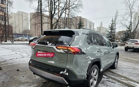 Toyota RAV4, 2019 год, 3 600 000 рублей, 7 фотография